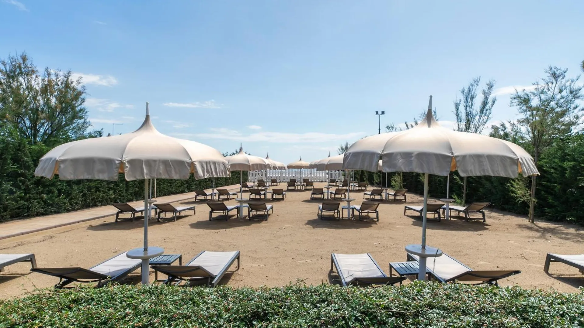 לידו די ג'סולו Hotel Gallia & Resort